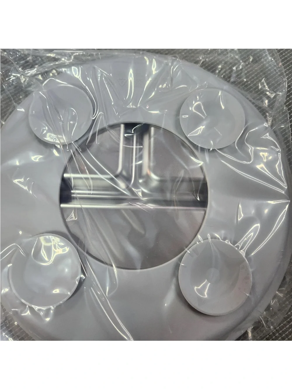 2 stainless steel plates with suction base and 3 compartments, children's plate